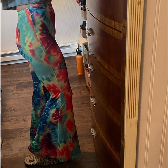 Tie Dye Flare Leg bell bottem - Picture 2 of 7